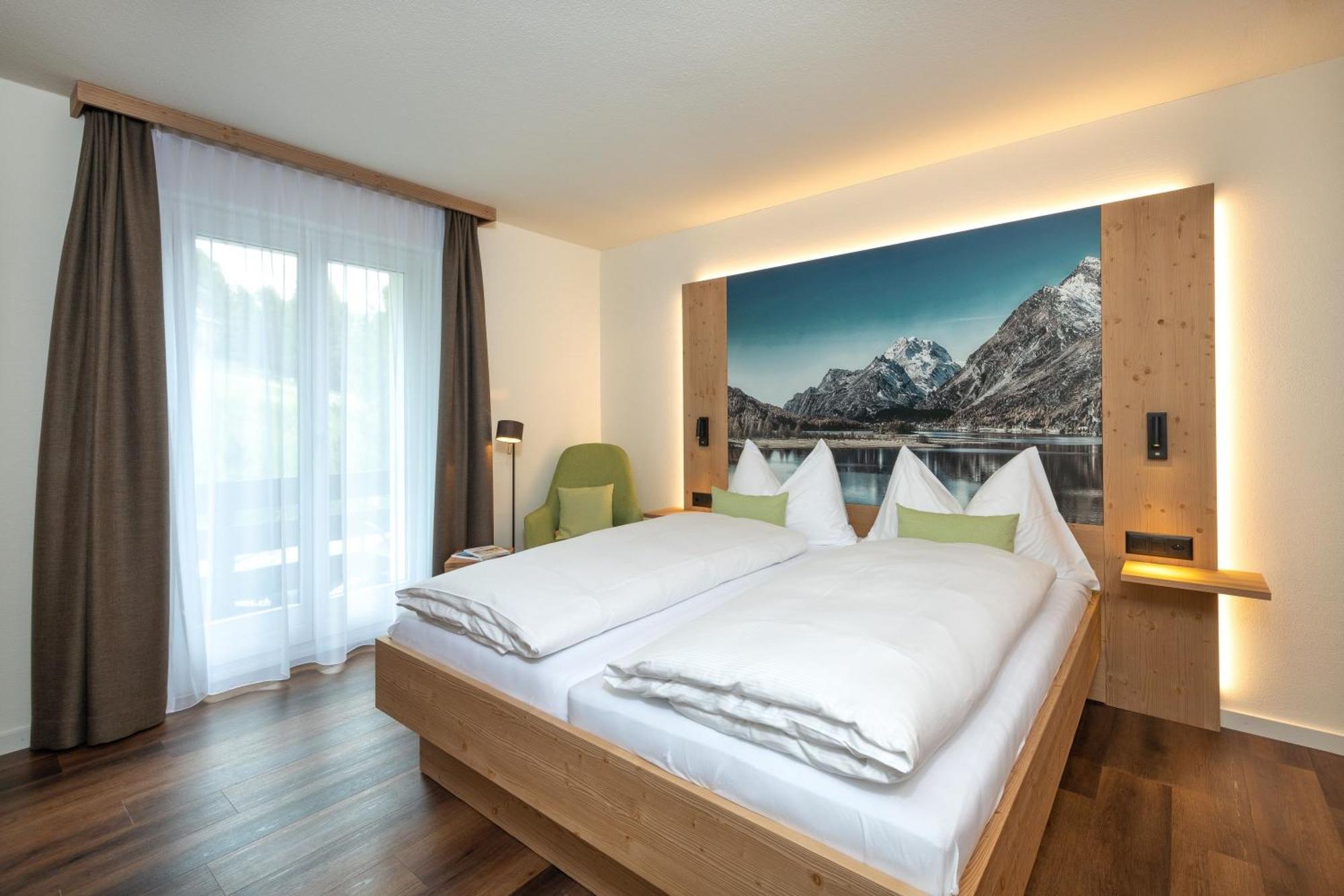 Randolins Familienresort Санкт-Мориц Экстерьер фото