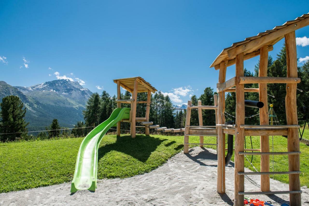 Randolins Familienresort Санкт-Мориц Экстерьер фото